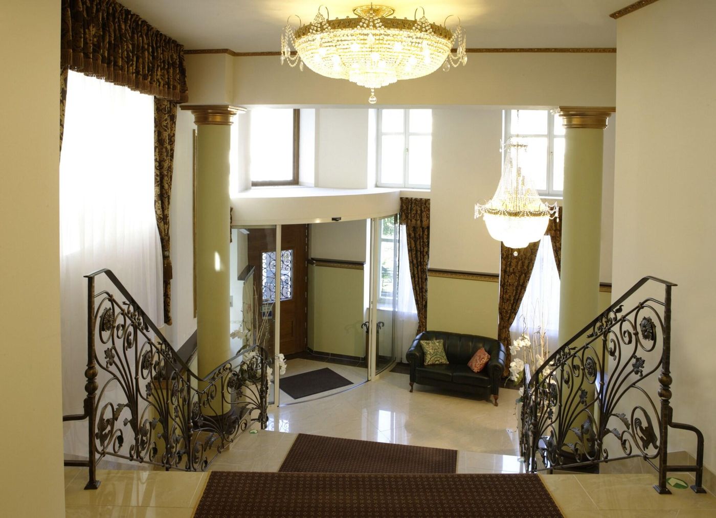 Spa Hotel Schlosspark-Czech Republic-Karlovy Vary-Lobby-3