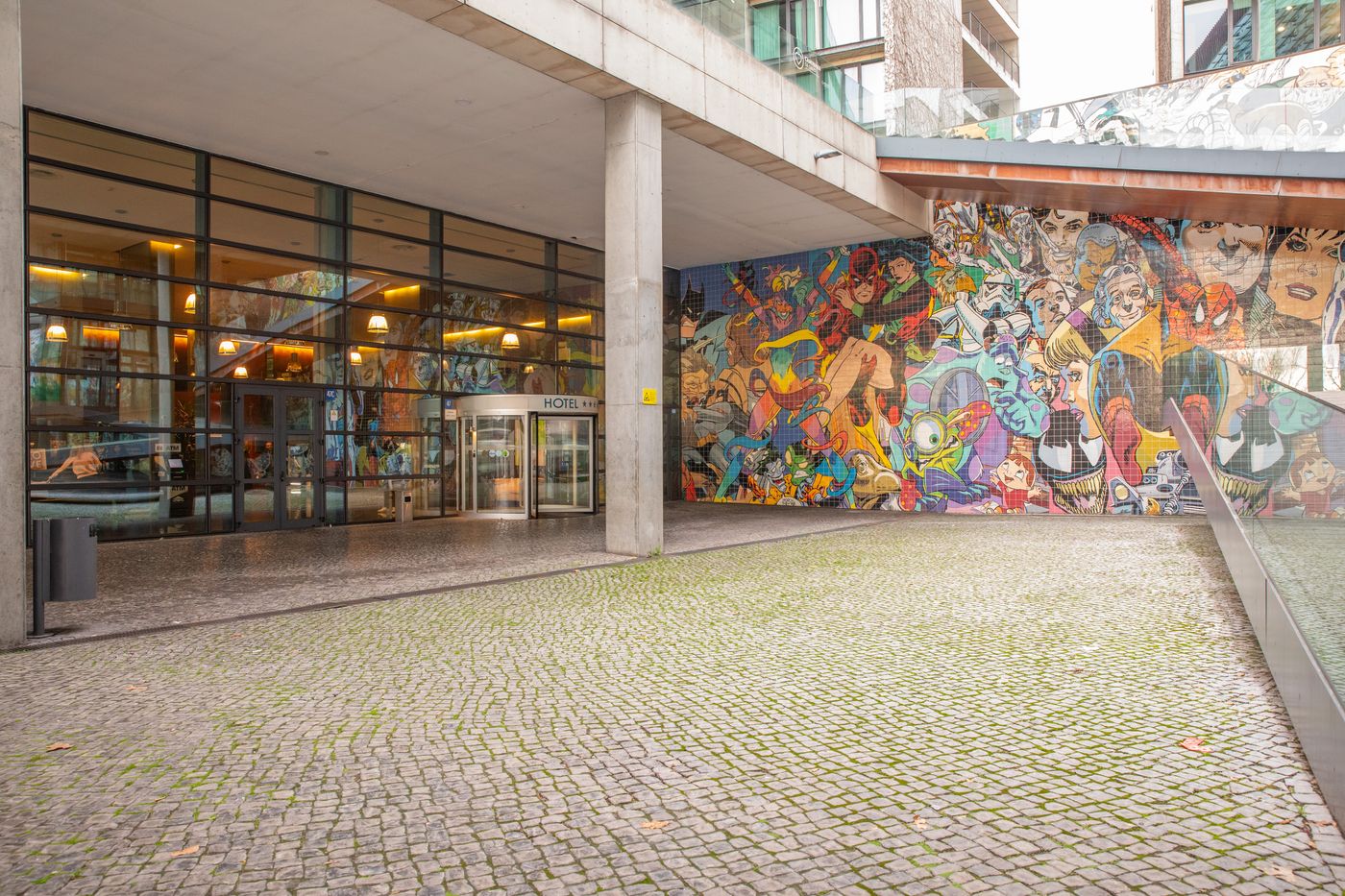 VIP-Executive-Arts-Hotel-General-view-8