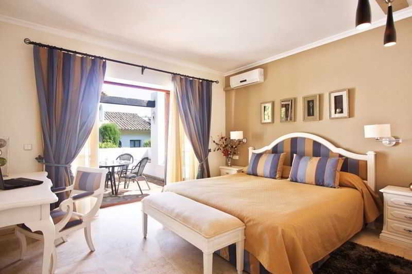 The-Suites-At-San-Roque-Club-Room-17