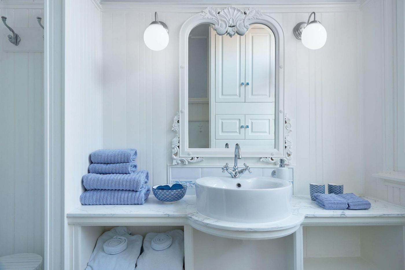 Vondelpark-House-Bed-Breakfast-Room-9