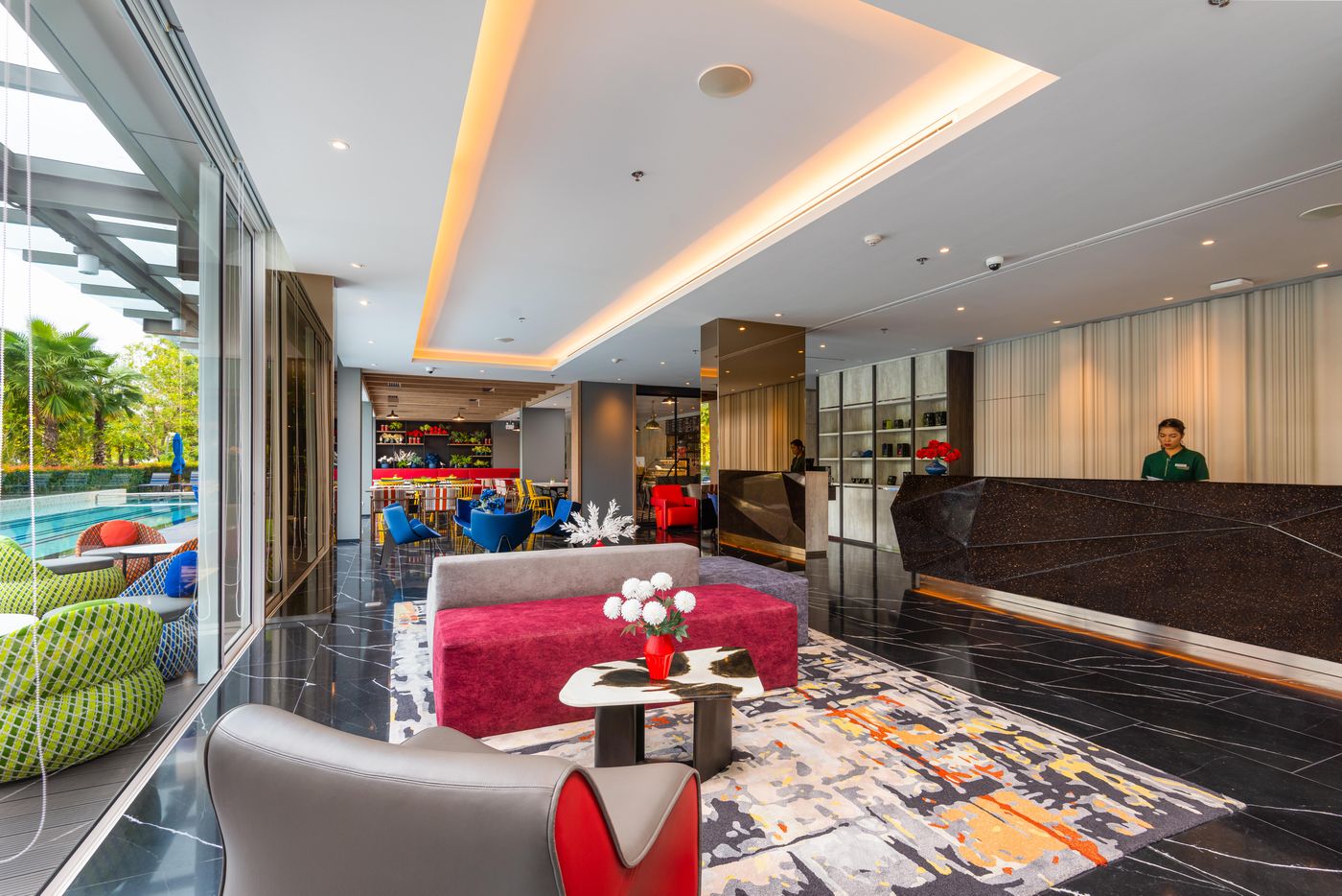 Maitria-Hotel-Rama-9-Bangkok-Lobby-11