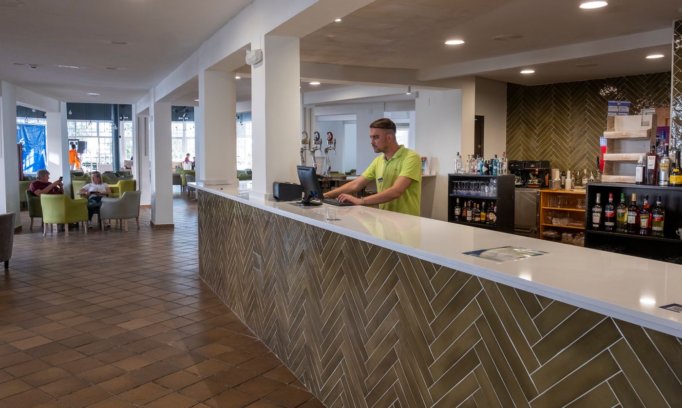 Carabela-Beach---Golf-Hotel-Bar-51