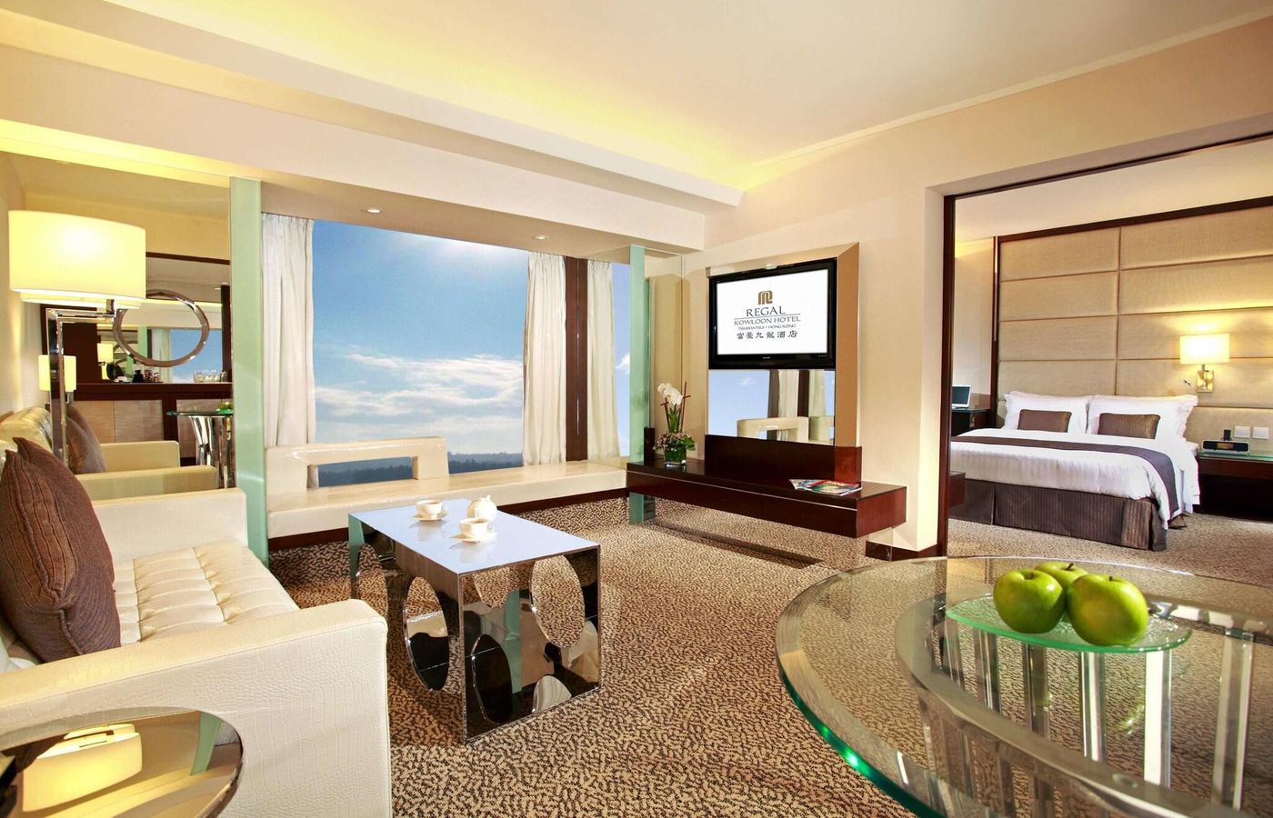 Regal-Kowloon-Room-24