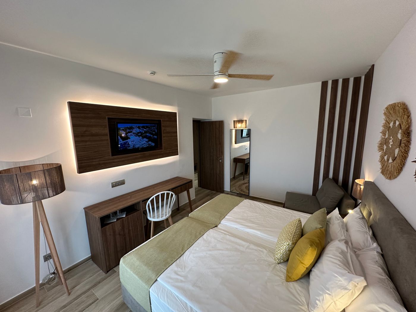 smartline-Kyknos-Beach-Room-43