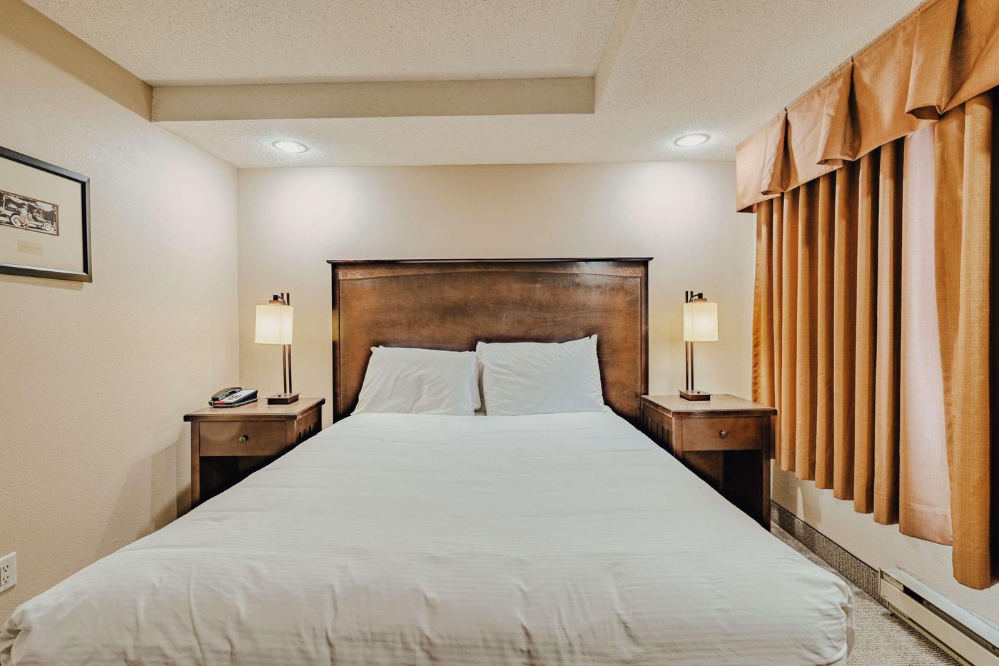 SureStay-Plus-Hotel-by-Best-Western-Coquitlam-Room-25