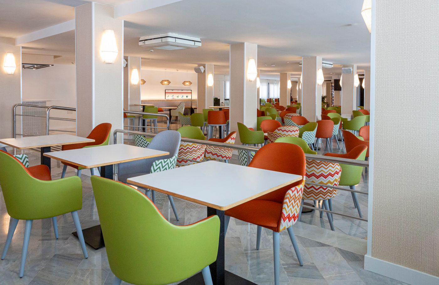 Medplaya-Hotel-Bali-Bar-45