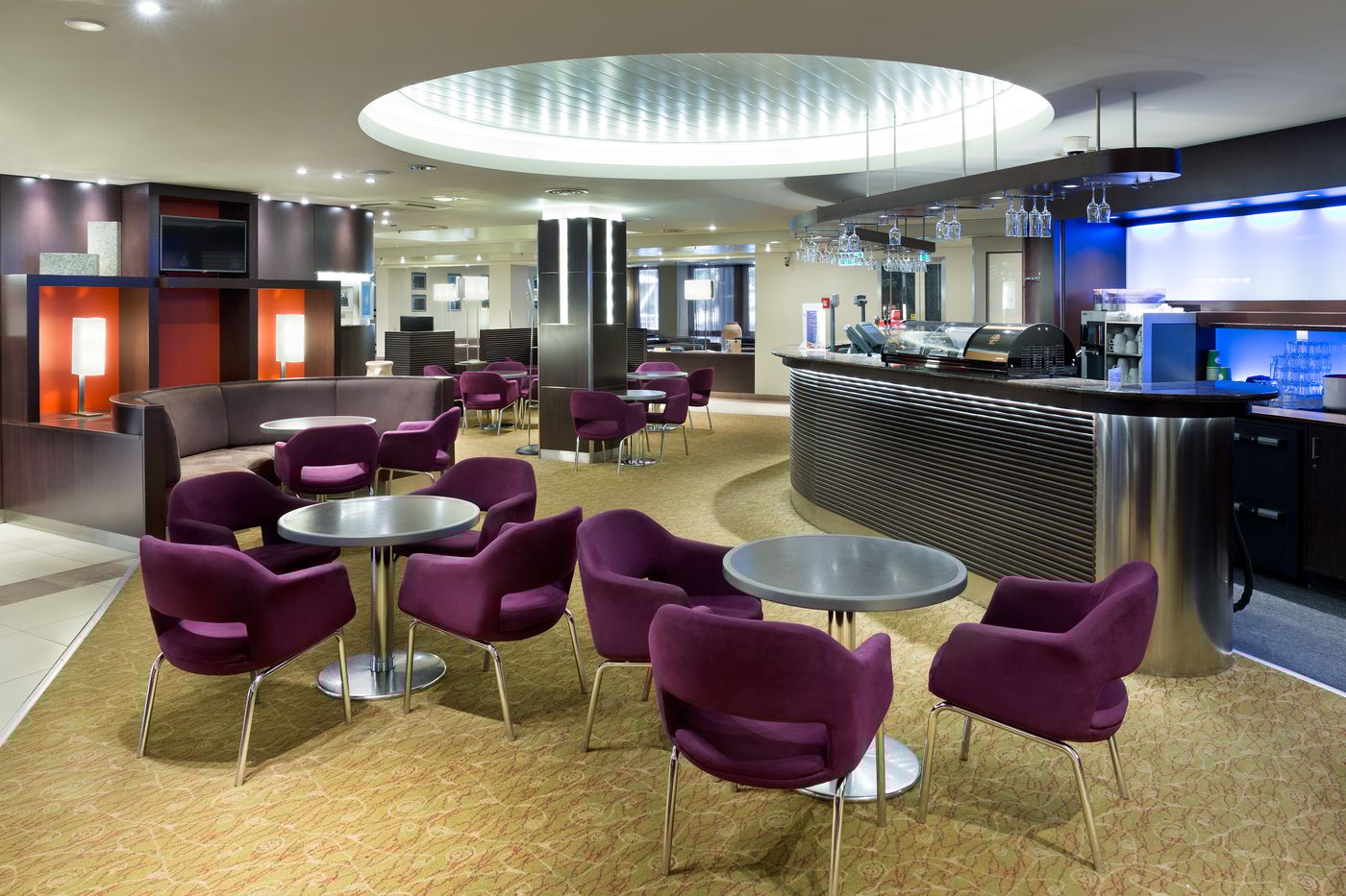 Radisson-Blu-Hotel-Olumpia--Bar-6