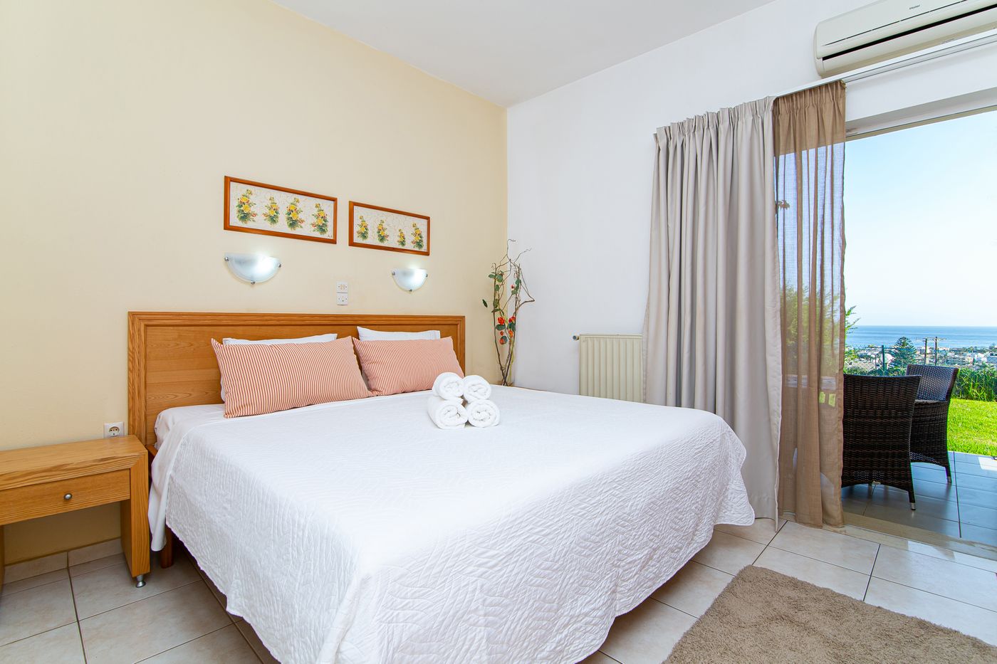 Villa-Mare-Monte-Room-29