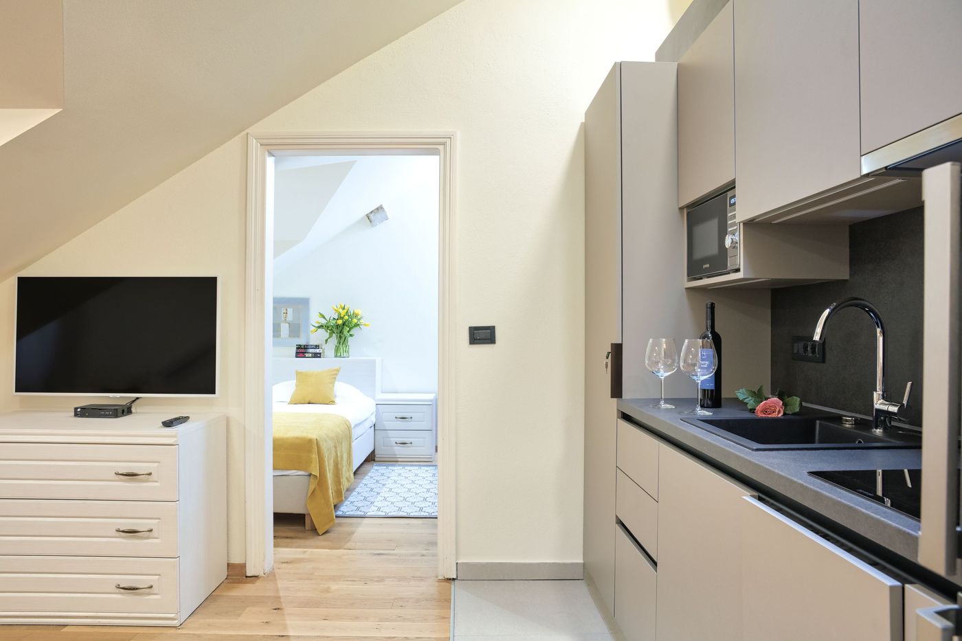 Palmotta-Palace-Room-33