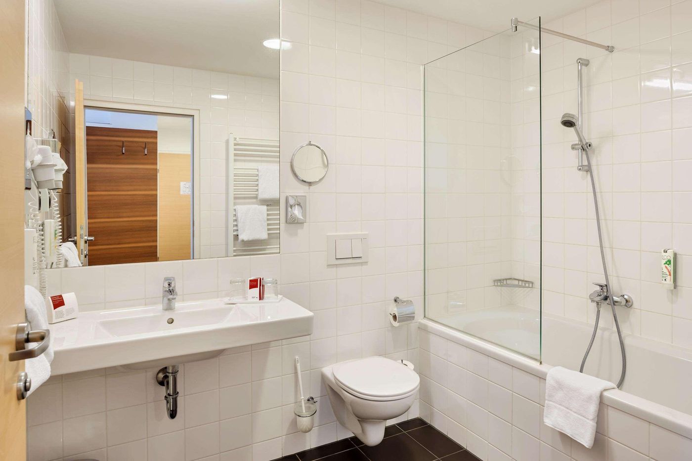 Austria Trend Hotel Beim Theresianum - Austria - VIENNA - Room - 9