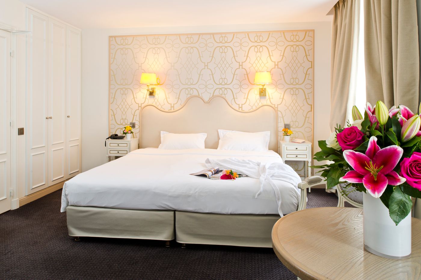 Hotel-Saint-Petersbourg-Opera---Spa-Room-17