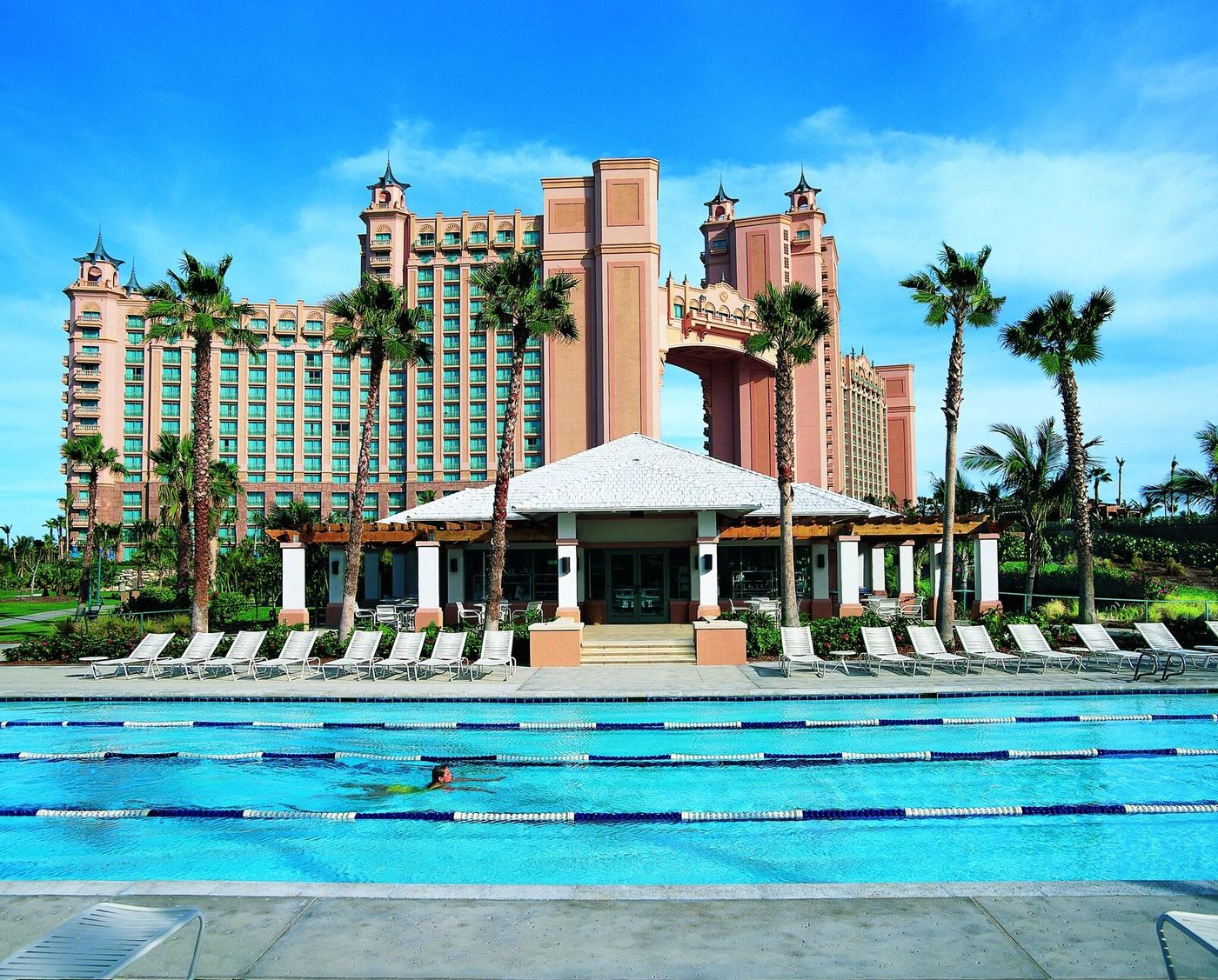 The-Royal-at-Atlantis-Pool-5