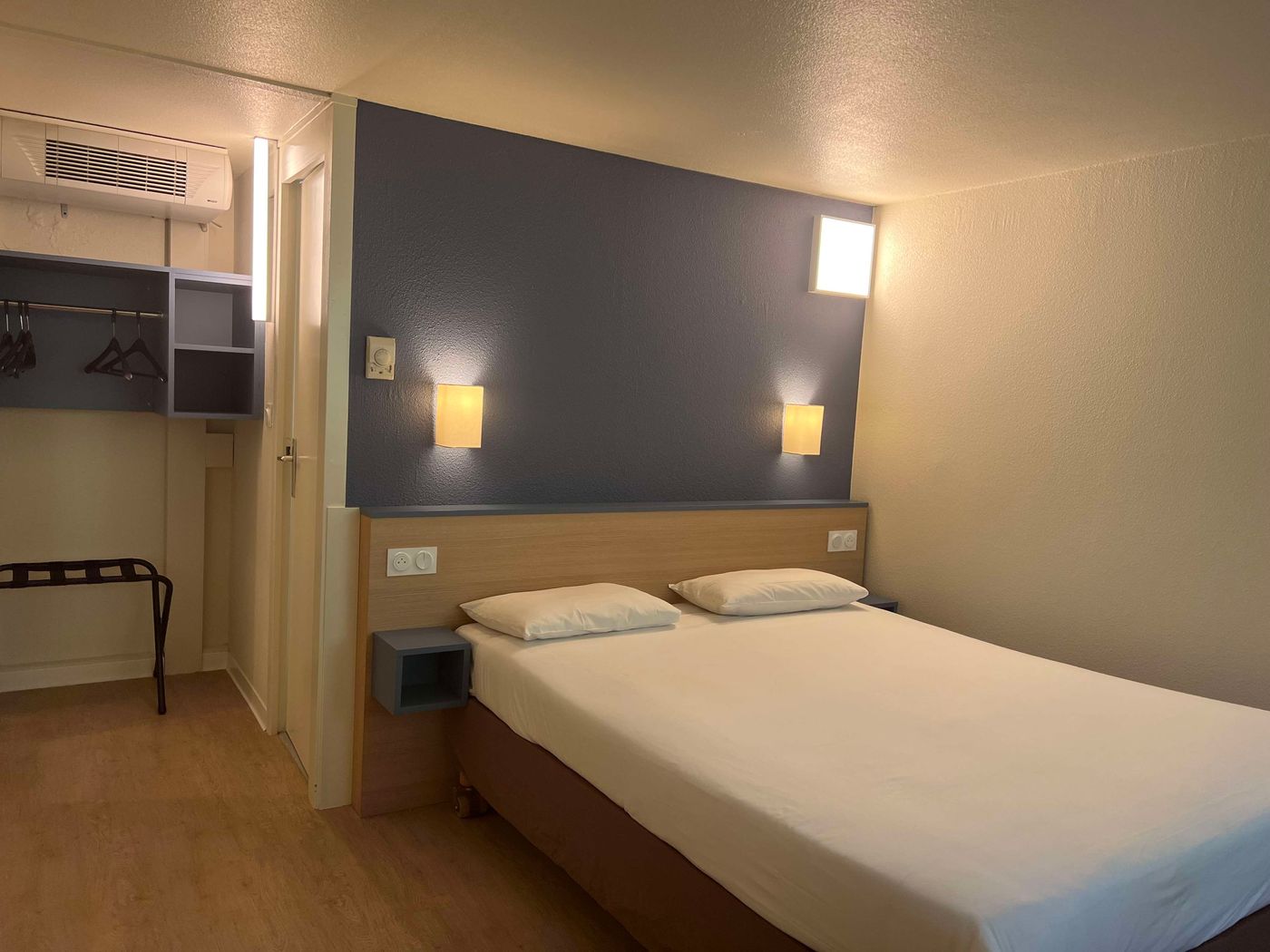 Kyriad Direct Montpellier - La Peyrière - France - SAINT JEAN DE VEDAS - Room - 2