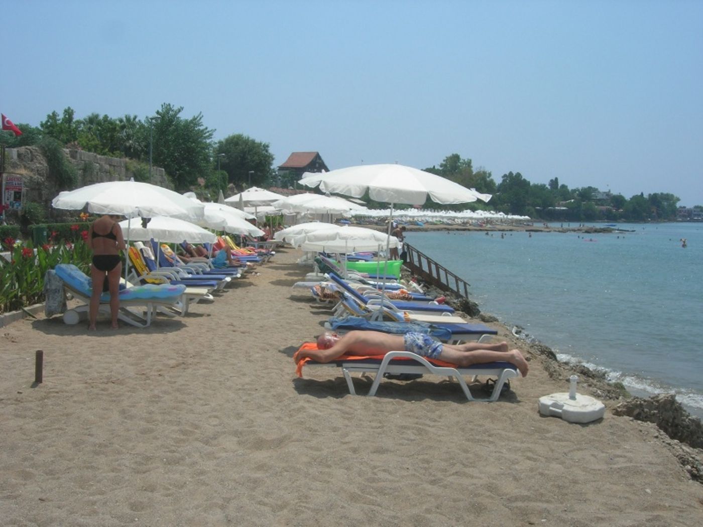 Side-Sunberk-Beach-43