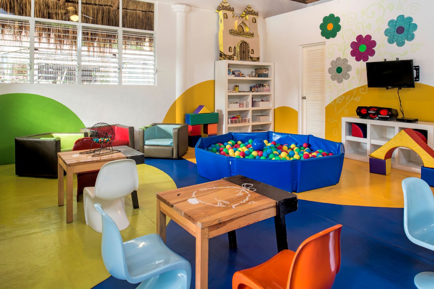 Iberostar-Waves-Quetzal-Sports-and-Entertainment-71