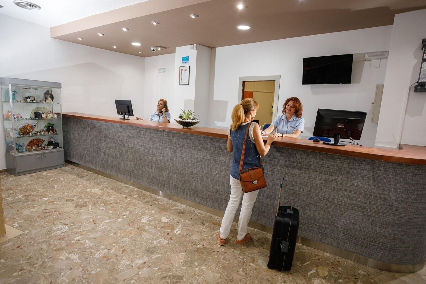 Tres-Anclas-Lobby-53