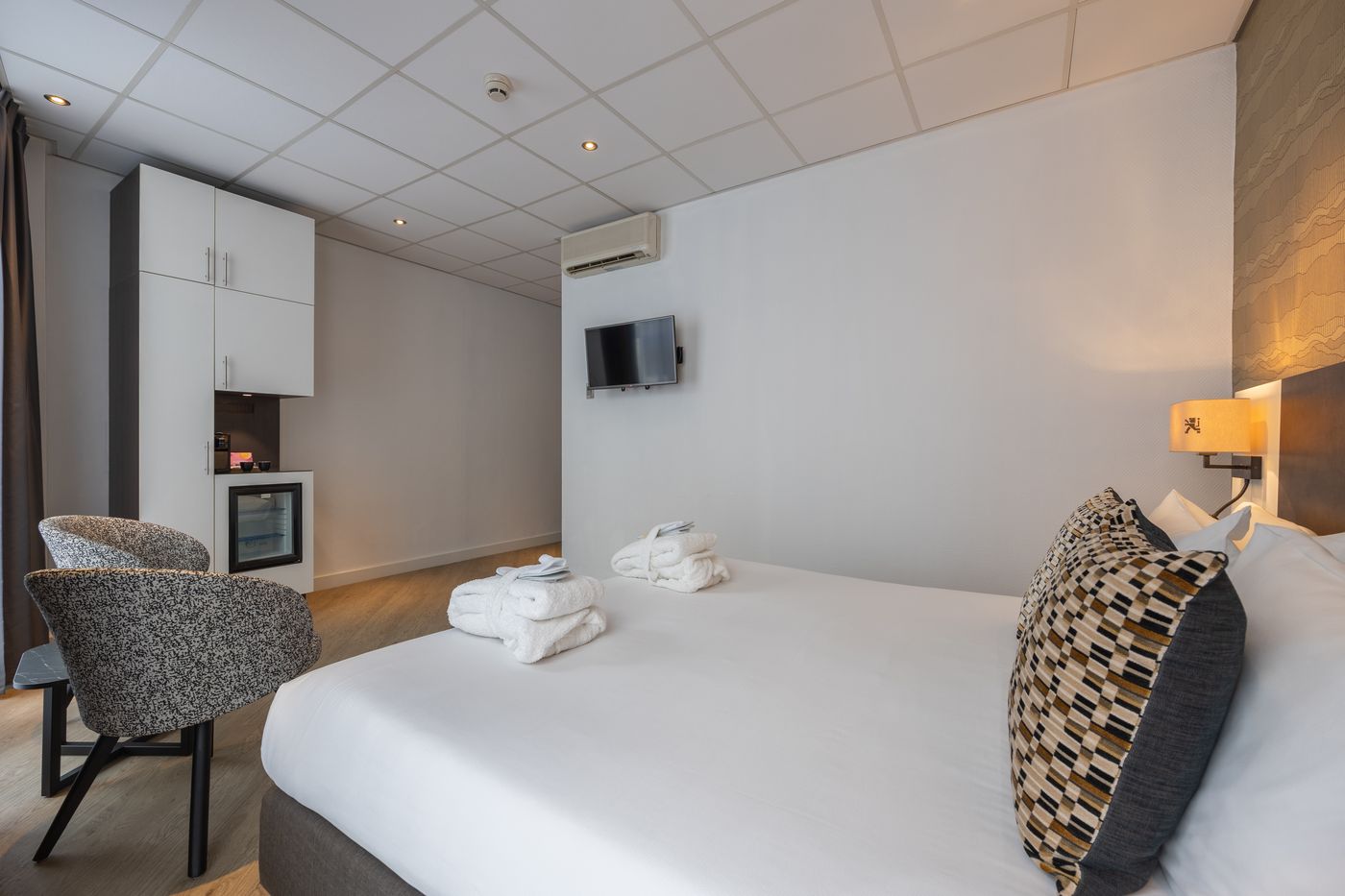 Amsterdam-De-Roode-Leeuw-Room-26