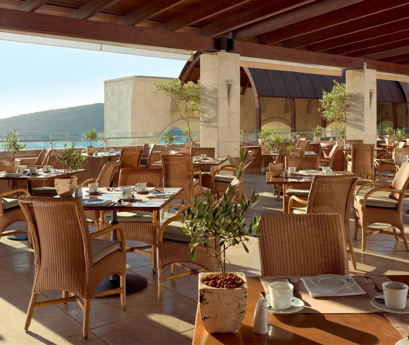 Blue-Palace--a-Luxury-Collection-Resort---Spa-Restaurant-14