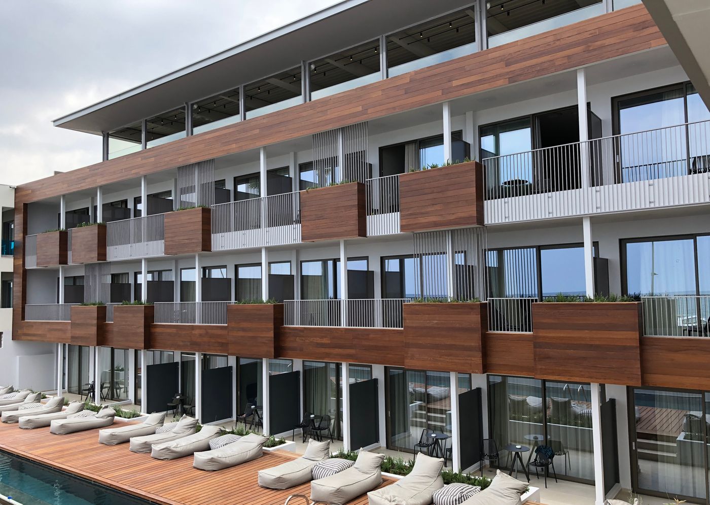 Ikones-Seafront-Luxury-Suites---Adults-Only-General-view-4