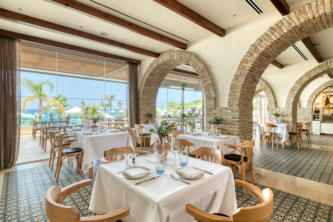 Royal-Apollonia-by-Louis-Hotels-Restaurant-66
