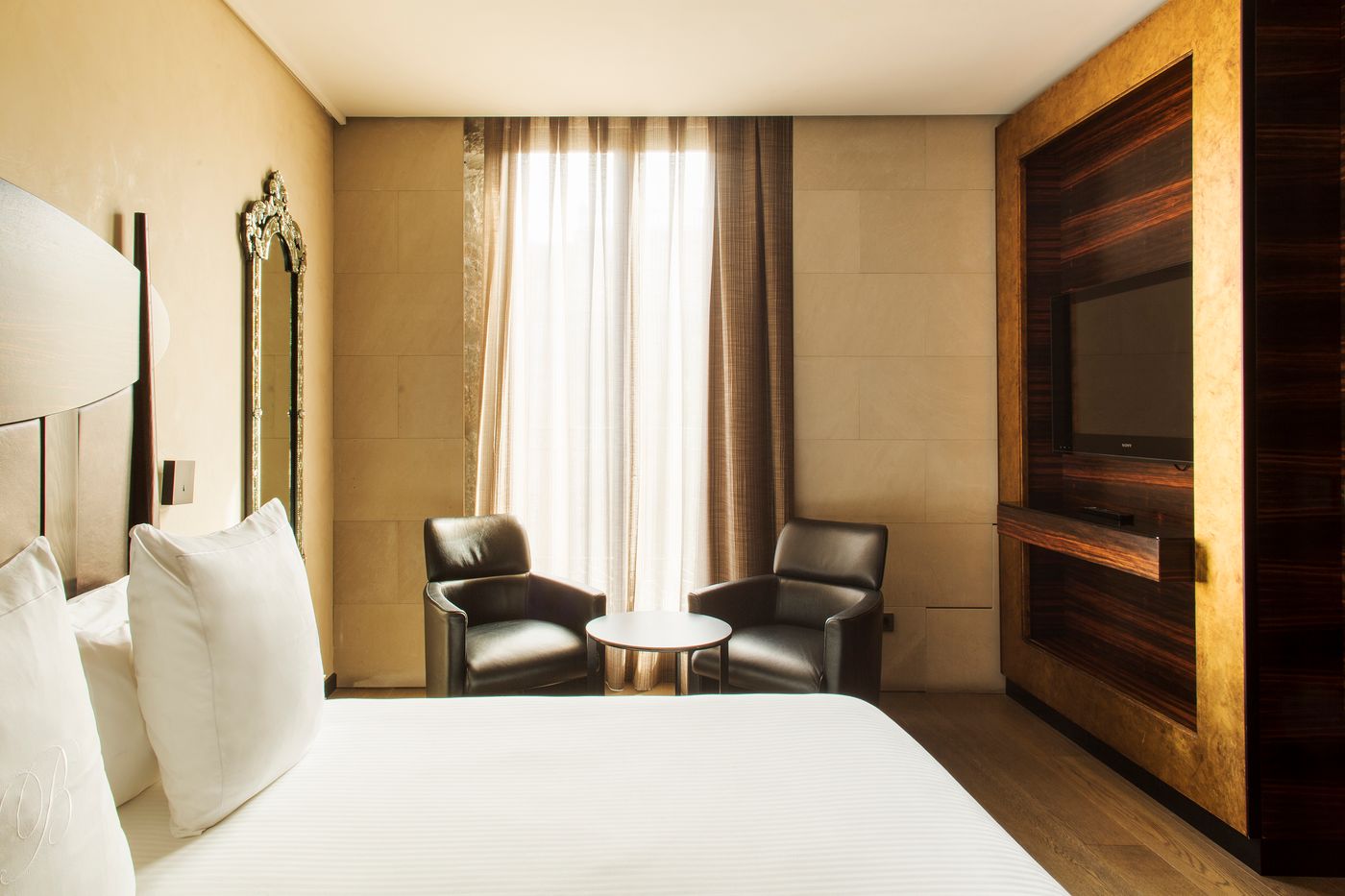 Bagues-Spain-BARCELONA-Room-4