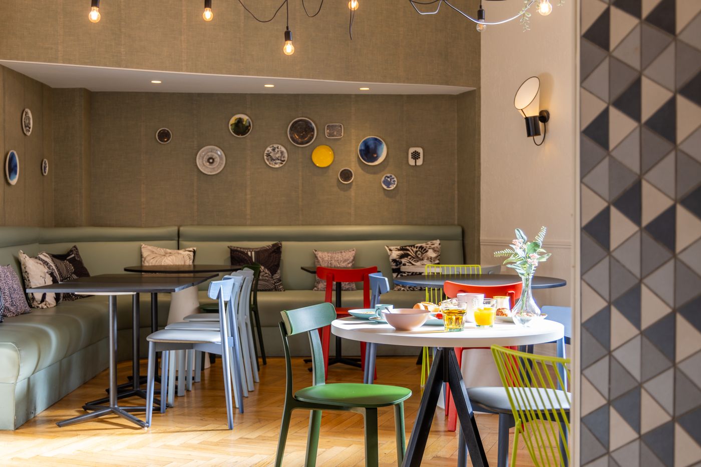 Hotel-Vendome-Restaurant-44