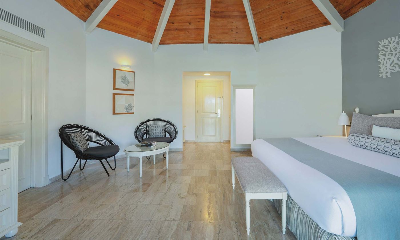 Grand-Palladium-White-Sand-Resort---Spa-All-Incl--Room-29