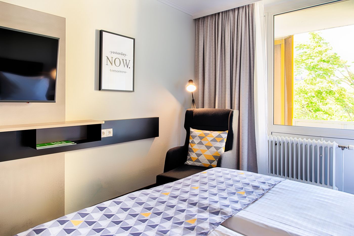 Holiday-Inn-Munich-South-Room-10
