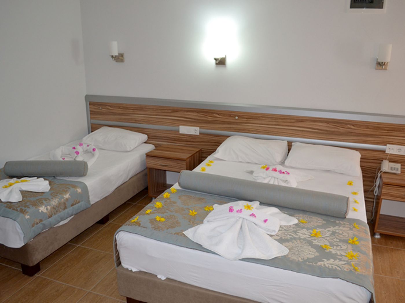 Ozukara 1 Apartments