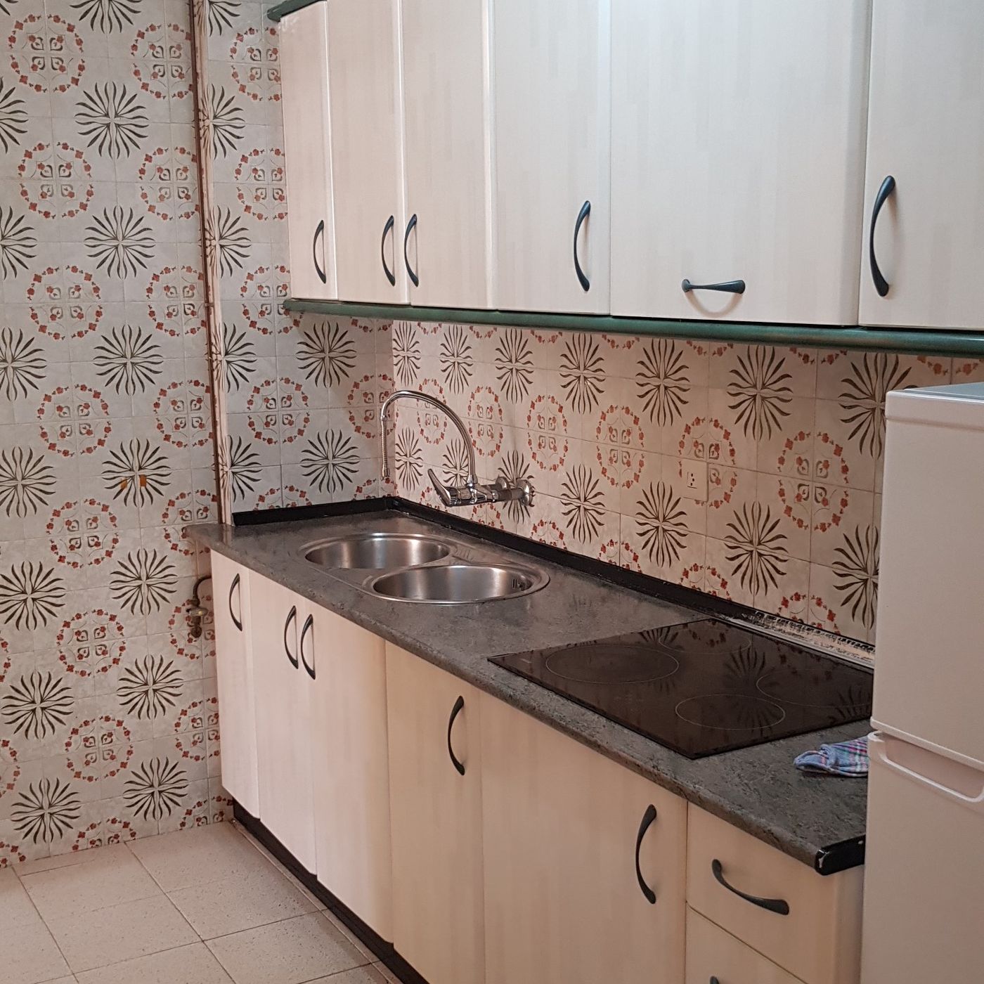 Europa-Center-Room-14