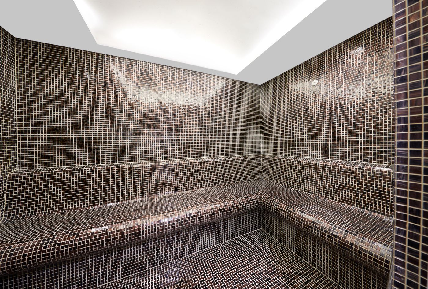 Holiday-Inn-Istanbul-Kadikoy-Sports-and-Entertainment-42