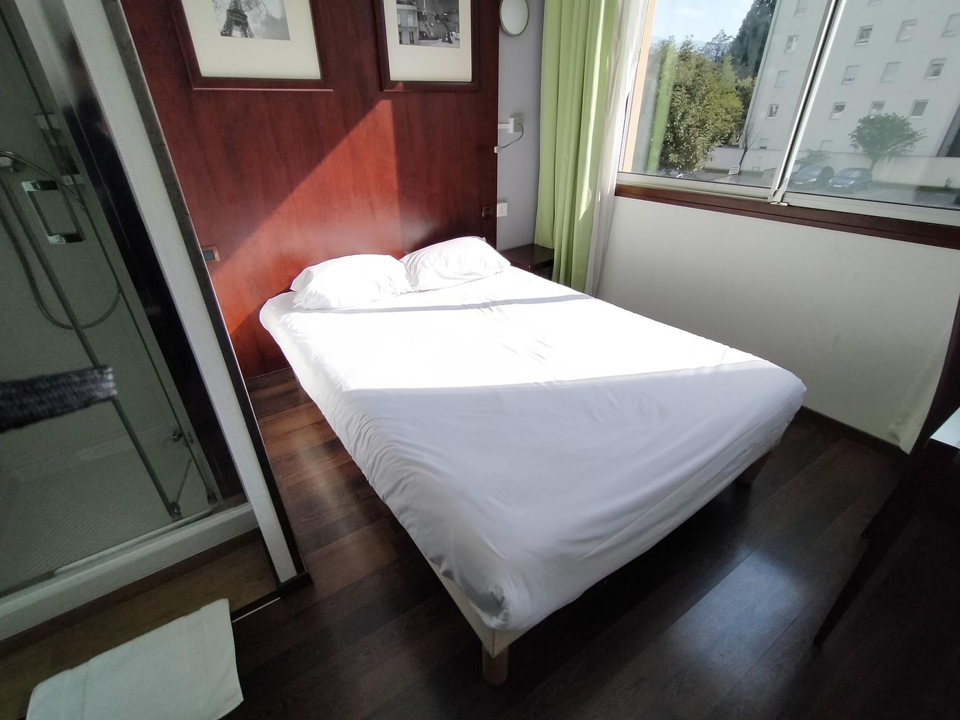 Sure Hotel by Best Western Annemasse-France-Annemasse-General view-4