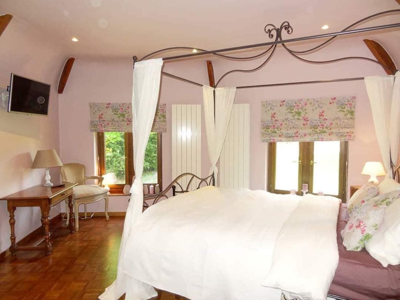 Le Chateau des Eglantines-Belgium-Montigny-le-Tilleul-Room-7