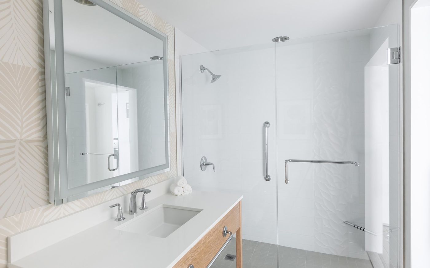 Wyndham Grand Clearwater Beach