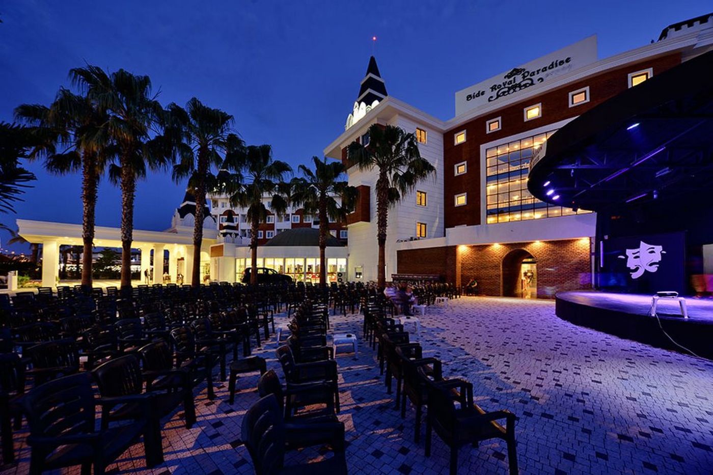 Side Royal Paradise Hotel