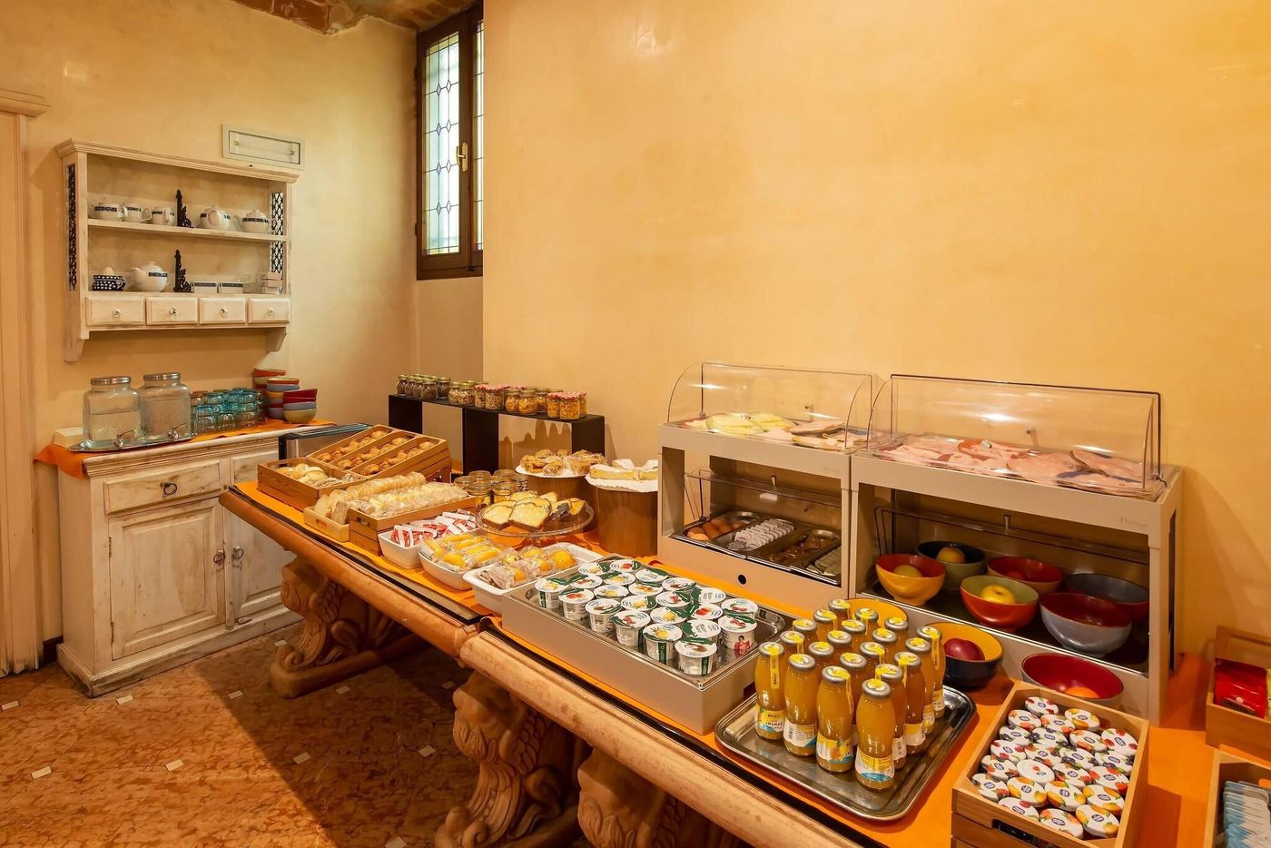 Porta-Faenza-Restaurant-63