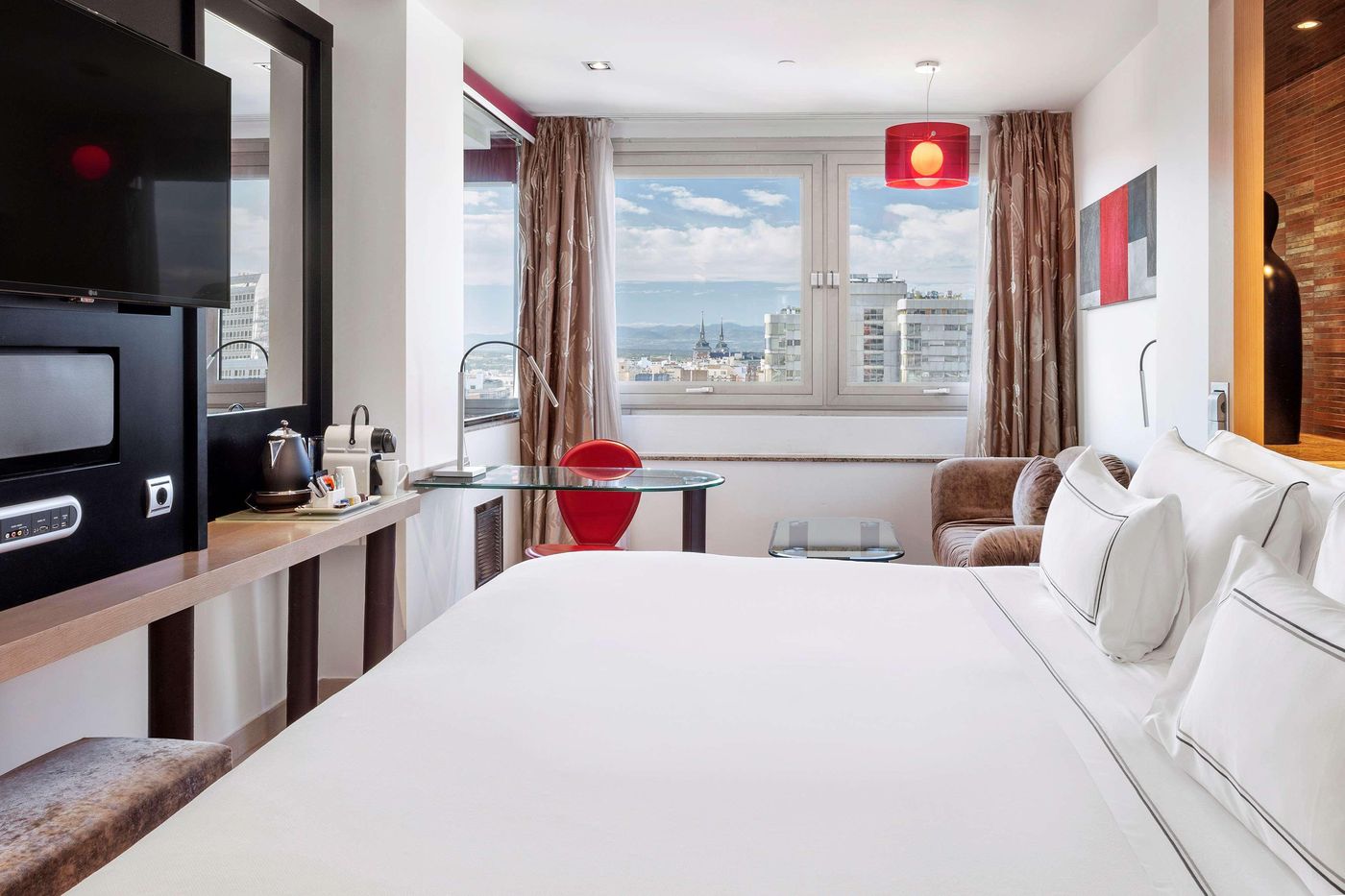 Melia-Madrid-Princesa-Room-11