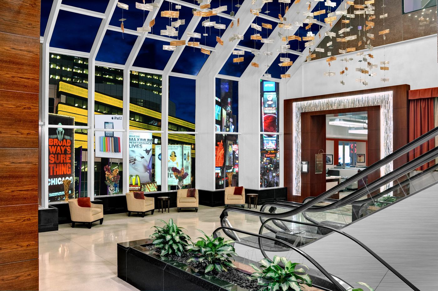 Crowne-Plaza-Times-Square-Manhattan-Lobby-15