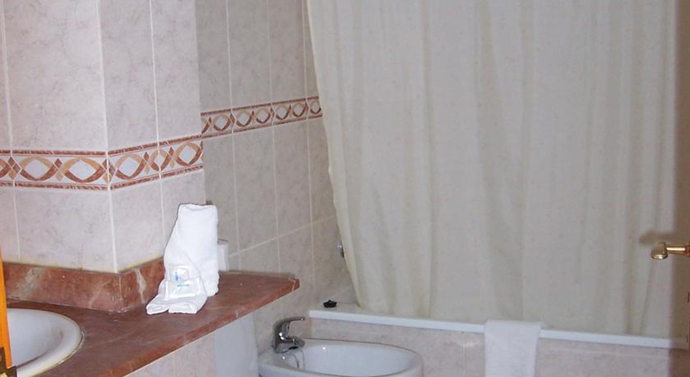 Parque-Cattleya-Room-17