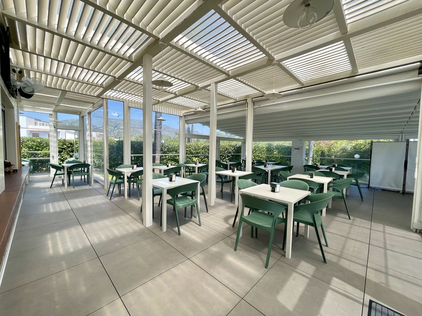 Residence-Villa-Giardini-Bar-57