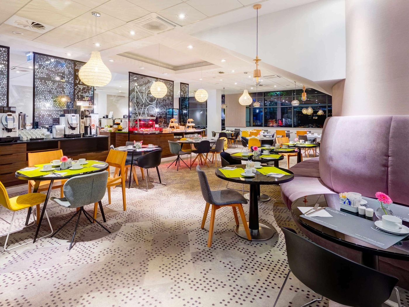 Novotel-Krakow-Centrum-Restaurant-18