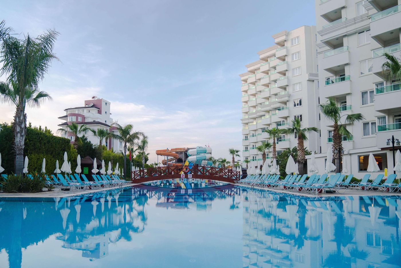 Wyndham-Garden-Lara-Pool-2