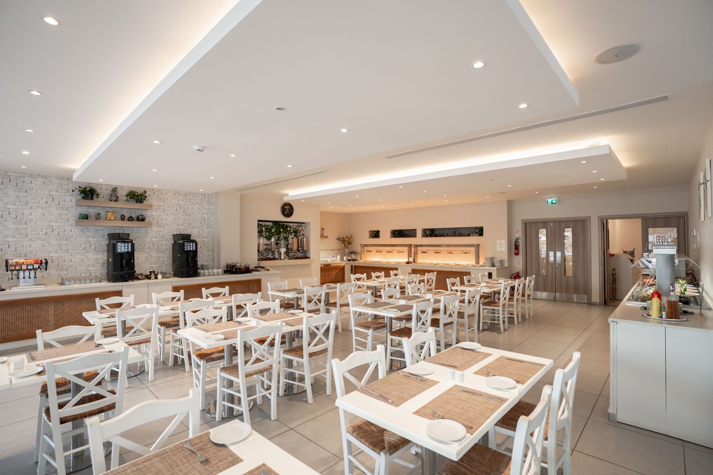 Sun-N-Blue-Boutique-Hotel-Restaurant-24