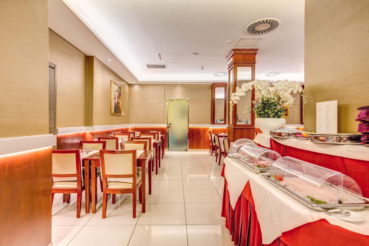 Augusta-Lucilla-Palace-Restaurant-28