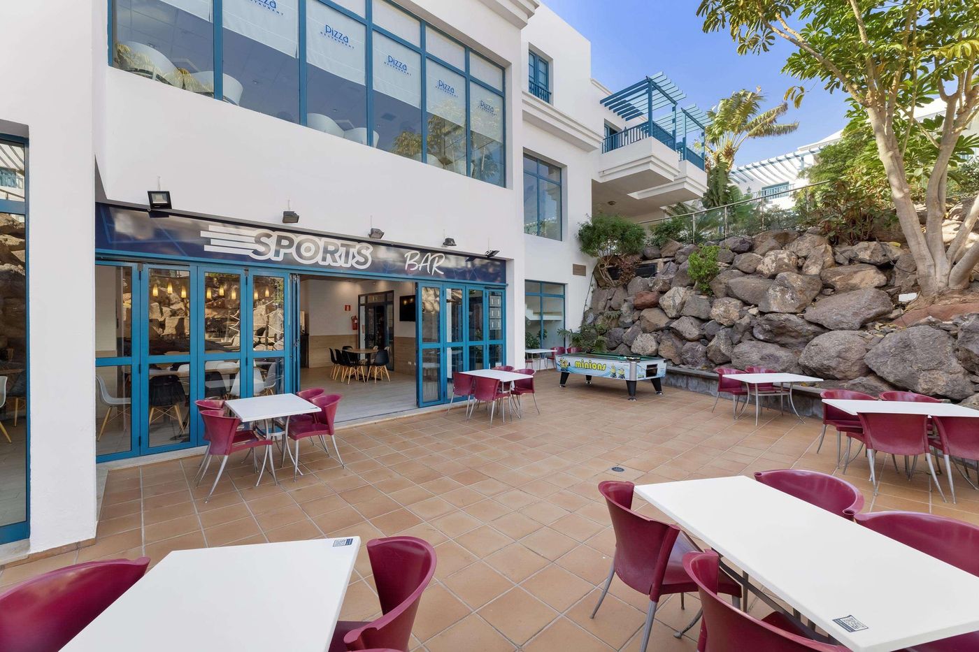 THB-Tropical-Island-Bar-19