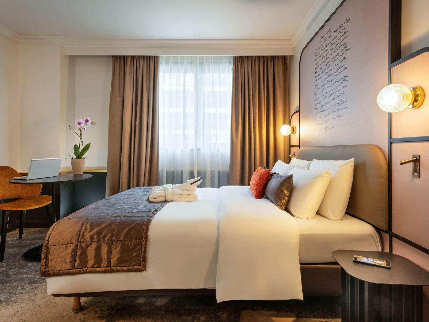 Mercure-Versailles-Parly-2-Room-6