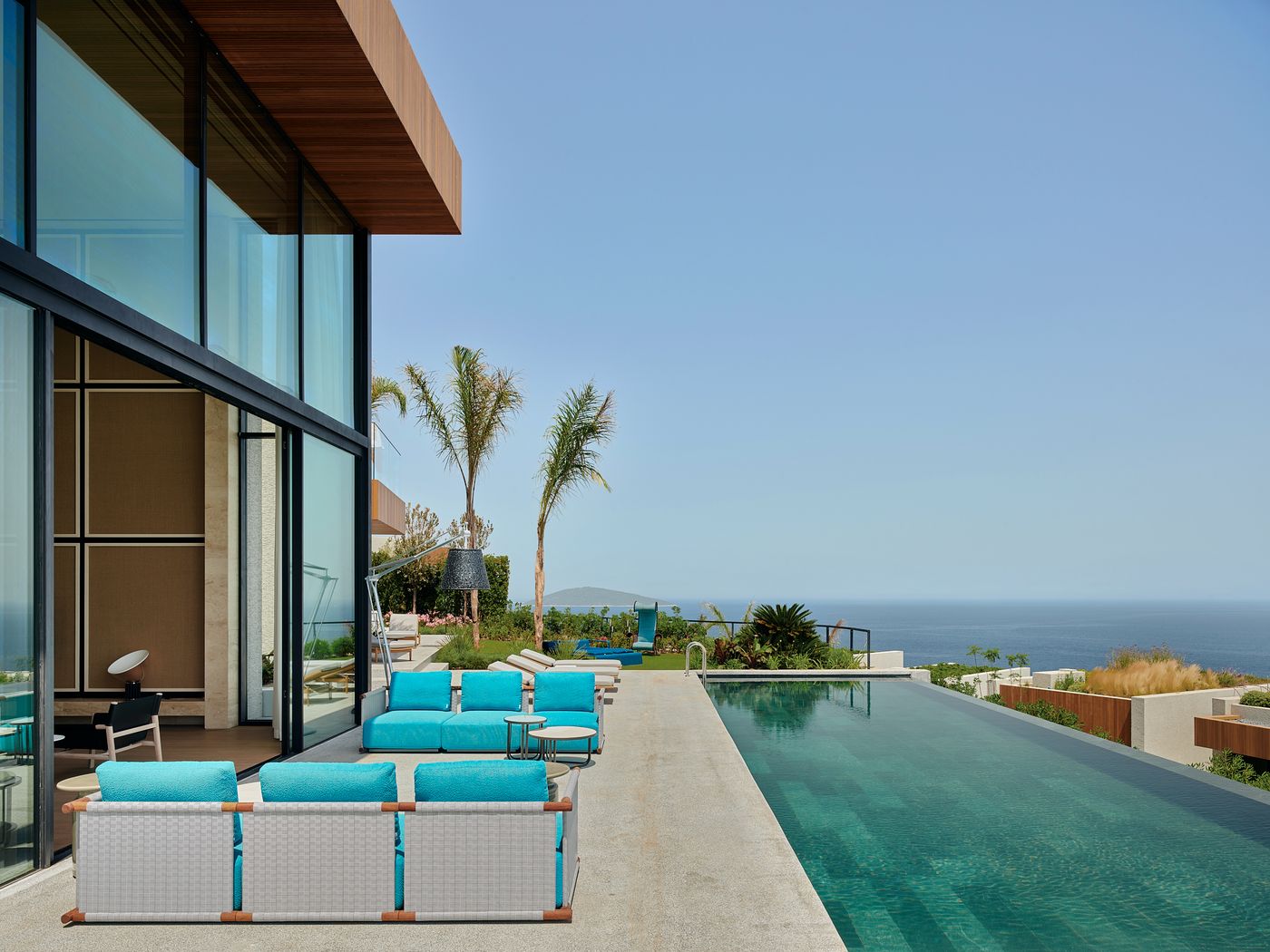 Hilton-Bodrum-Turkbuku-Resort---Spa-Room-13