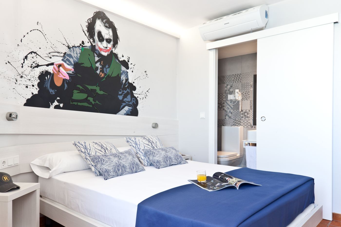 Hotel-Ryans-La-Marina-Room-34