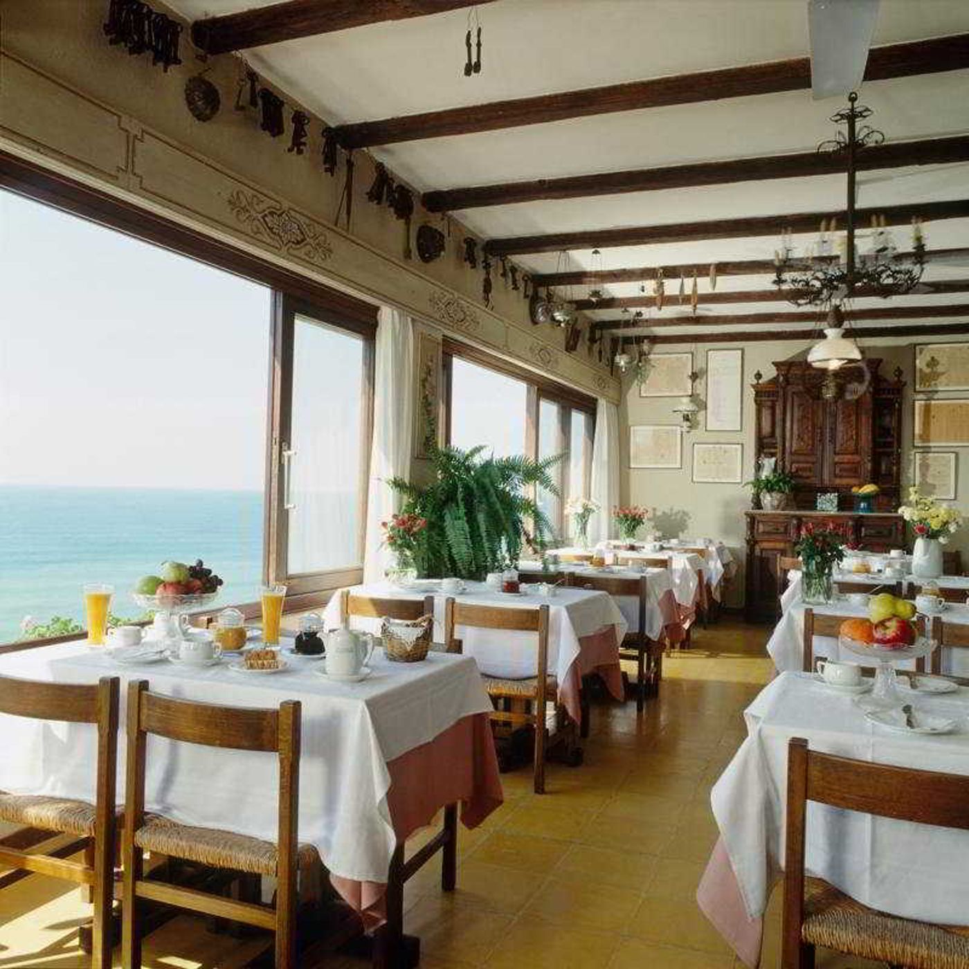 Doma-Restaurant-13