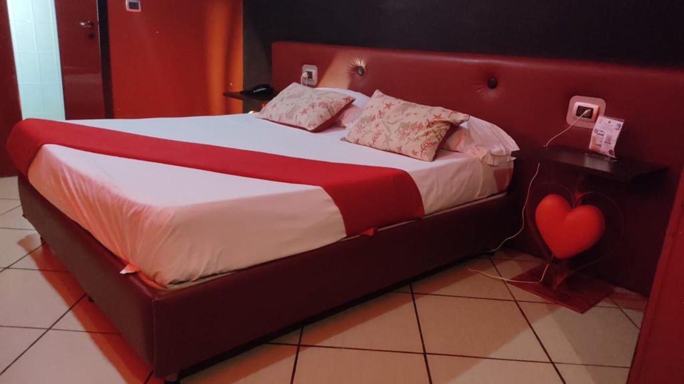Hotel Daytona Palace - Italy - napoli - Room - 1